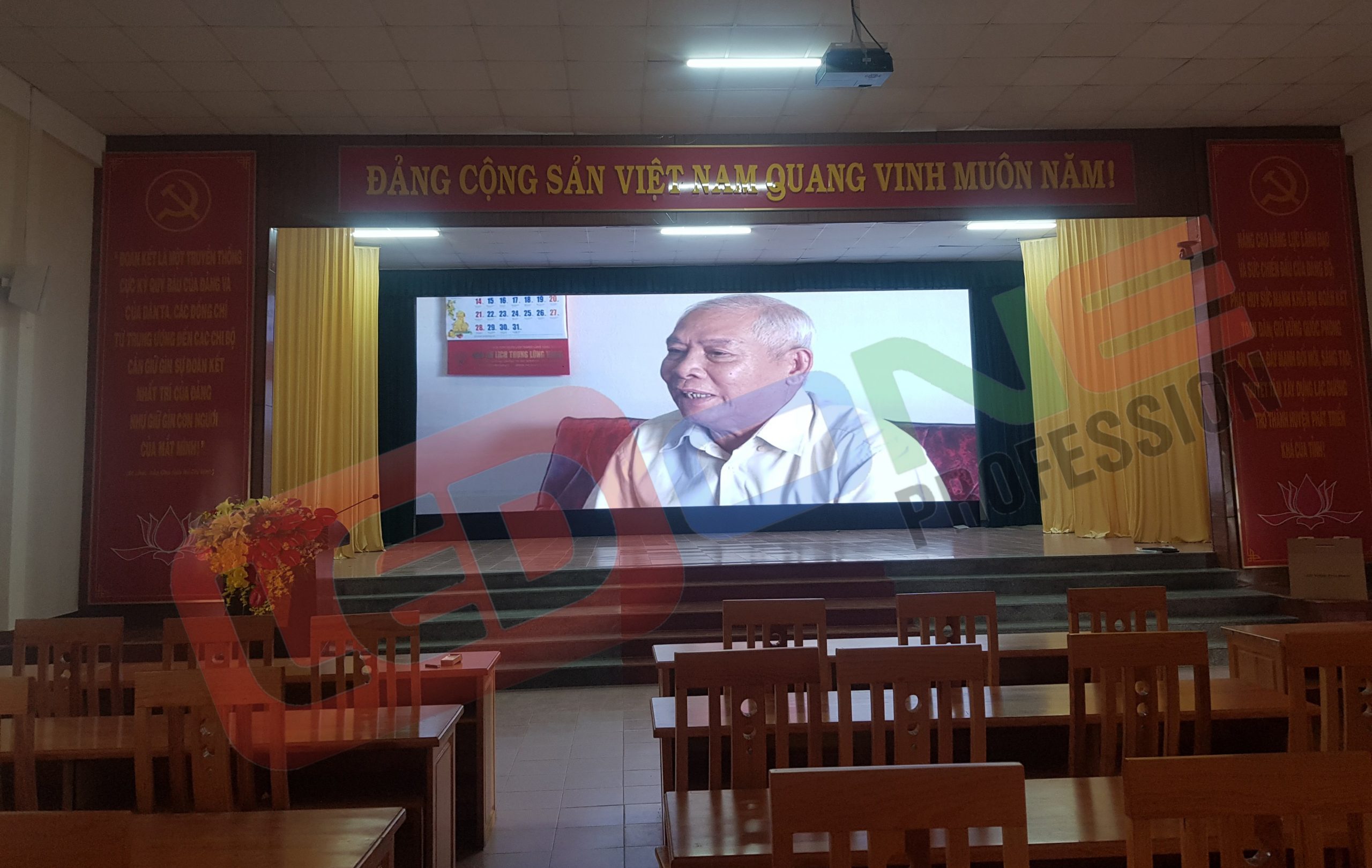 Công trình màn hình LED P2 UBND Lạc Dương