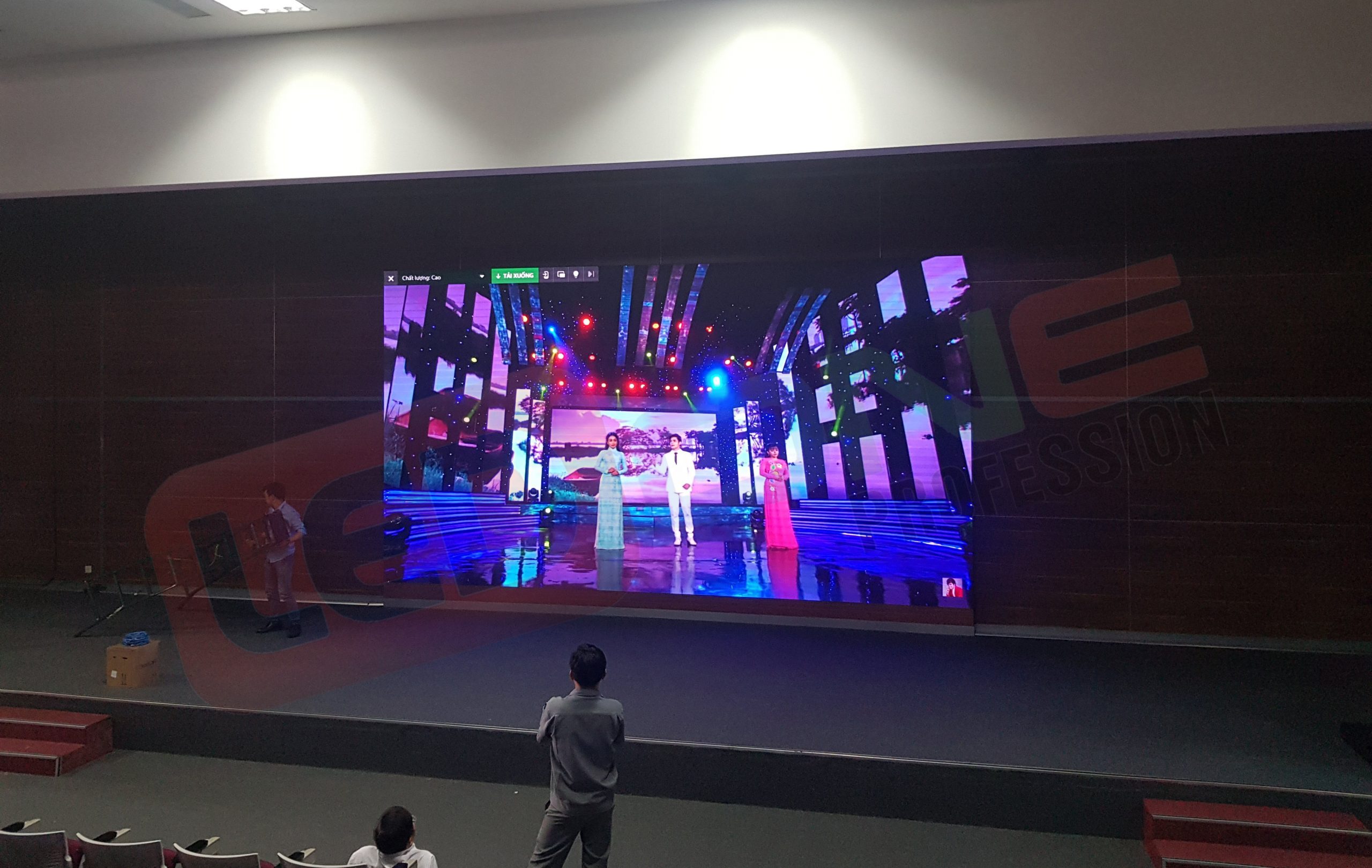 thi công màn hình LED P3 tại Đại học miền đông bình dương