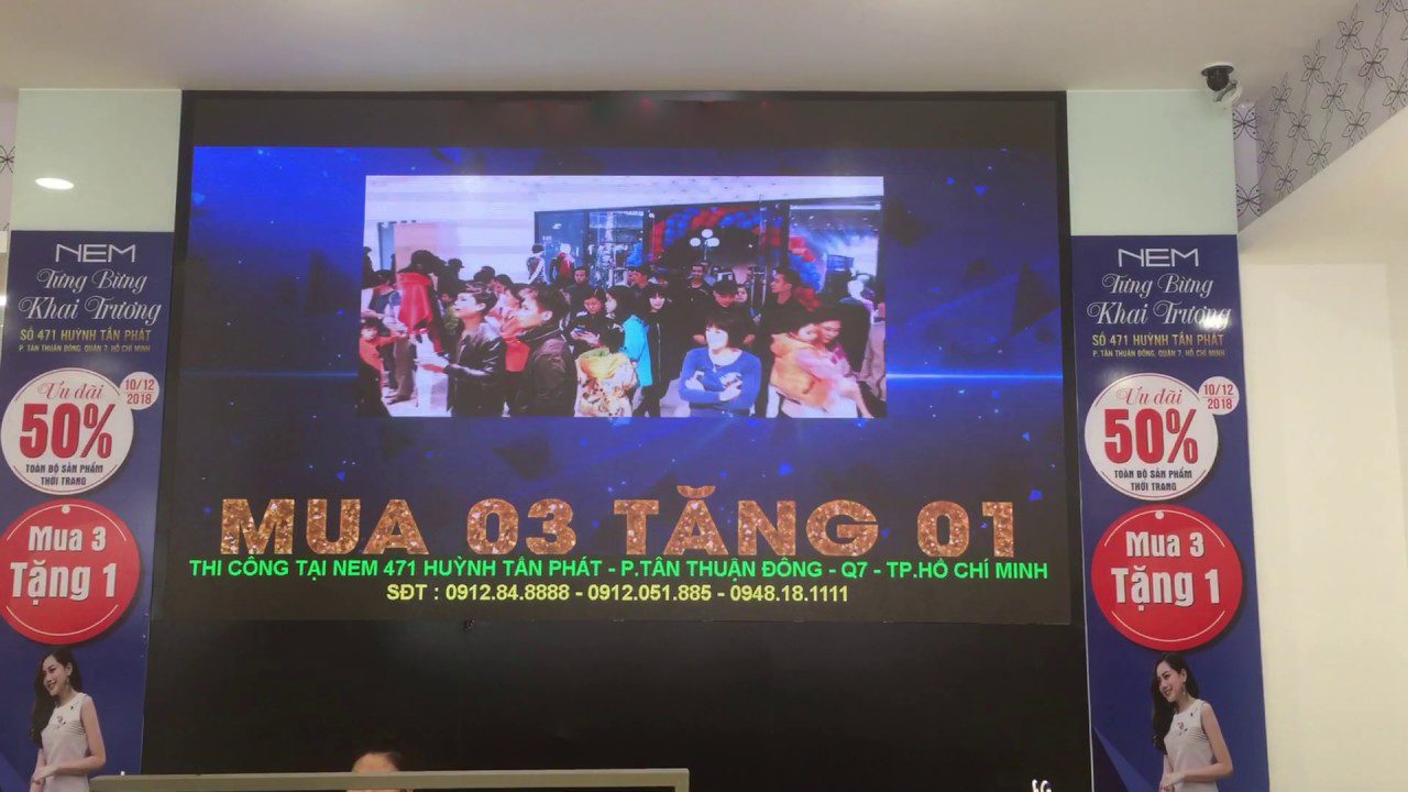 man-hinh-led-nem-huynh-tan-phat
